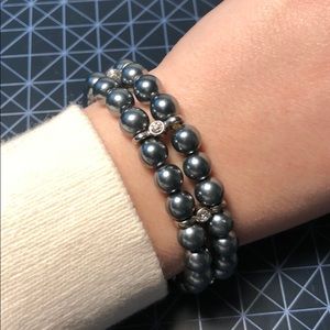 EUC Express Black “pearl” & crystal bracelet